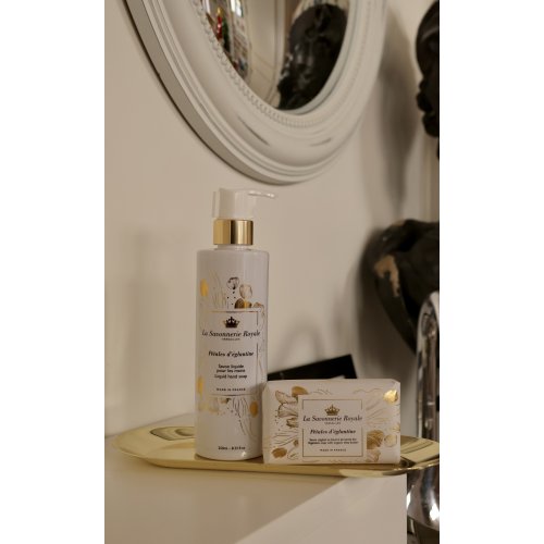 La Savonnerie Royale Savon Pétales d'Eglantine 3760260870023 La Savonnerie Royale Savon Pétales d'Eglantine 3760260870023